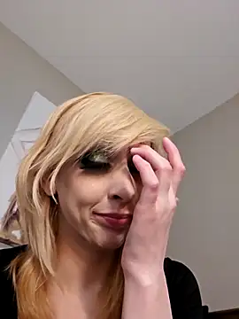 AmethystFoxx online show from March 14, 2025, 3:25 pm