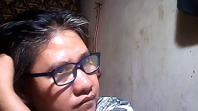 Snapshot of sweetsosie18 chatting on July 6, 2026, 10:34 am sweetsosie18 online show from July 6, 2026, 10:34 am