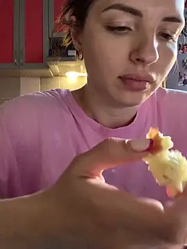 SeducingYoghourt online show from March 14, 2026, 3:06 pm