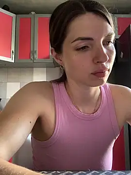 SeducingYoghourt online show from June 23, 2026, 3:21 pm