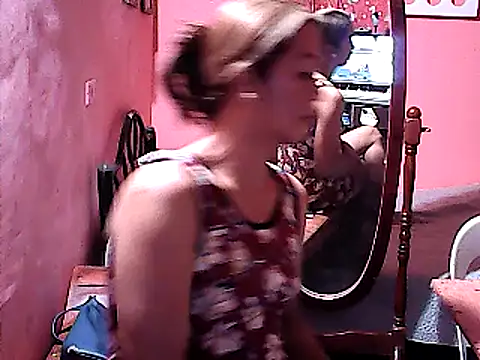 Snapshot of yummy_21xxx chatting on January 1, 2025, 12:11 pm yummy 21xxx online show from January 1, 2025, 12:11 pm