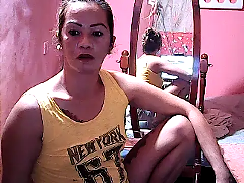 Snapshot of yummy_21xxx chatting on January 6, 2025, 1:08 pm yummy 21xxx online show from January 6, 2025, 1:08 pm