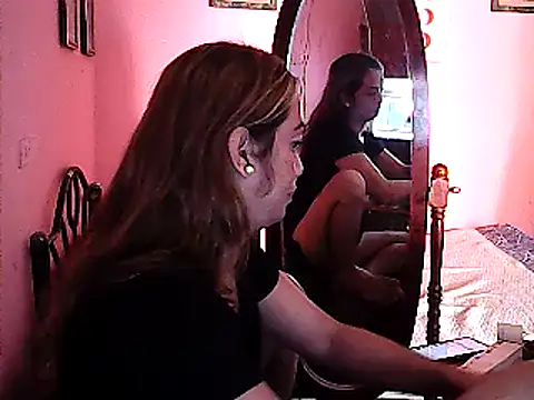 Snapshot of yummy_21xxx chatting on March 2, 2025, 12:53 am yummy 21xxx online show from March 2, 2025, 12:53 am