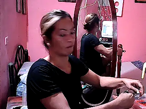 Snapshot of yummy_21xxx chatting on March 2, 2025, 3:56 am yummy 21xxx online show from March 2, 2025, 3:56 am