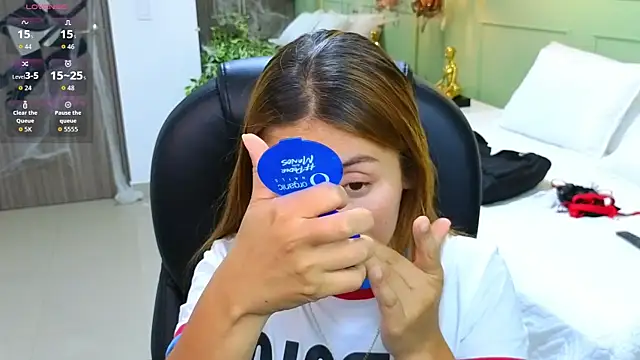 Snapshot of ROSE__15 chatting on October 16, 2025, 7:26 pm ROSE 15 online show from October 16, 2025, 7:26 pm