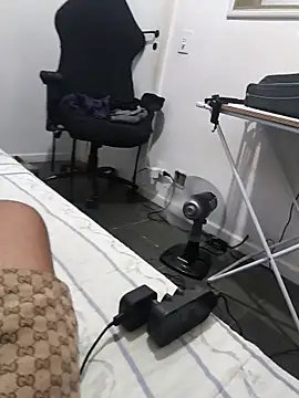 Snapshot of Seu-prazer chatting on February 10, 2026, 8:57 pm Seu-prazer online show from February 10, 2026, 8:57 pm