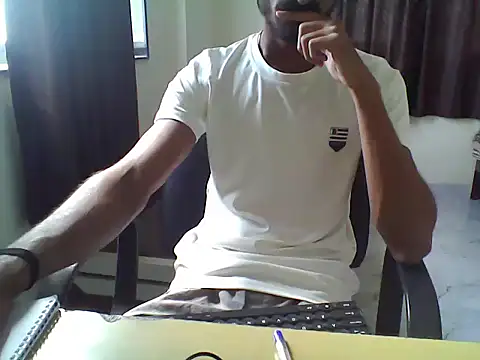 Snapshot of sour_rabh chatting on October 16, 2025, 9:21 am sour rabh online show from October 16, 2025, 9:21 am