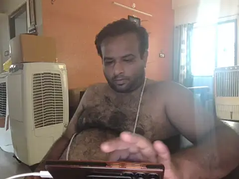Snapshot of sura11311 chatting on June 8, 2026, 7:20 am sura11311 online show from June 8, 2026, 7:20 am