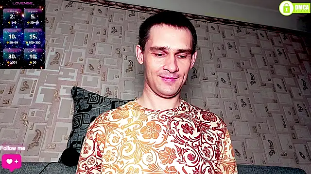 DavidCarroll online show from April 16, 2026, 9:39 pm