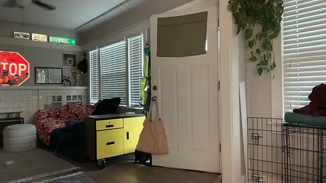 Snapshot of dreamyriri chatting on March 1, 2026, 2:30 pm dreamyriri online show from March 1, 2026, 2:30 pm