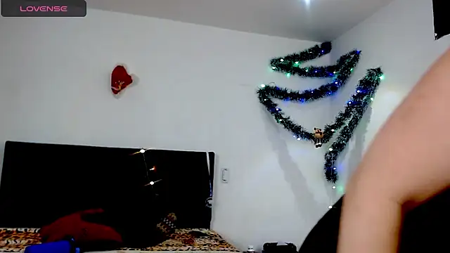 Snapshot of mussa_hott chatting on January 7, 2025, 9:57 pm mussa hott online show from January 7, 2025, 9:57 pm