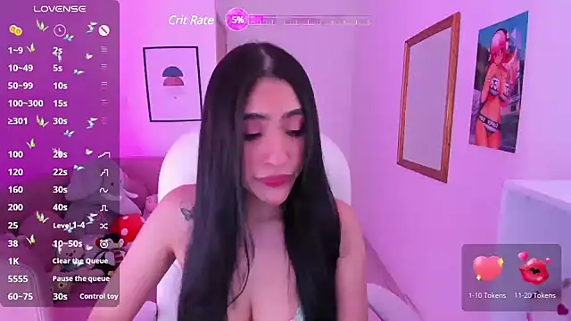 Snapshot of tatiana_prada chatting on December 6, 2024, 8:48 am tatiana prada online show from December 6, 2024, 8:48 am