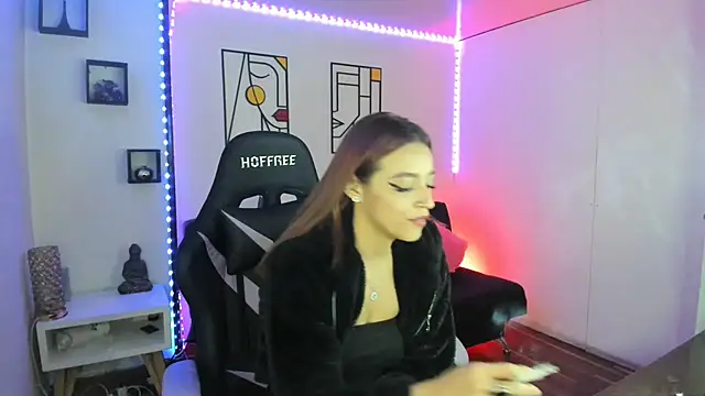 Snapshot of kay_marie chatting on February 3, 2025, 12:58 am kay marie online show from February 3, 2025, 12:58 am