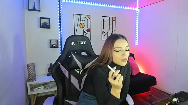 Snapshot of kay_marie chatting on February 14, 2025, 10:58 pm kay marie online show from February 14, 2025, 10:58 pm