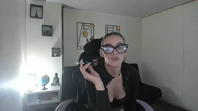 Snapshot of kay_marie chatting on February 16, 2026, 8:16 pm kay marie online show from February 16, 2026, 8:16 pm