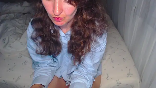 Snapshot of LoraPreston chatting on June 20, 2026, 8:33 pm LoraPreston online show from June 20, 2026, 8:33 pm