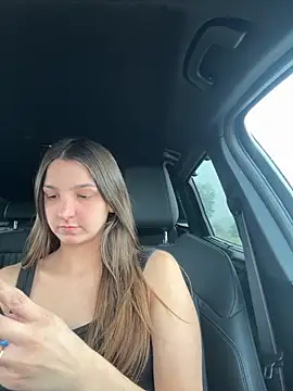 DoriDeluxe66 online show from October 15, 2025, 10:26 am