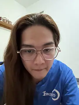 Snapshot of MarieLoveGlamorous chatting on September 23, 2025, 1:47 pm MarieLoveGlamorous online show from September 23, 2025, 1:47 pm