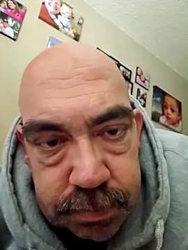 Smalldick805 online show from September 18, 2025, 4:20 pm