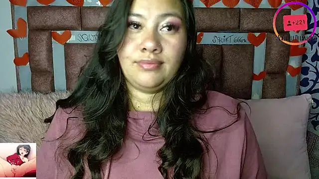 Snapshot of ValerieDiiamond chatting on October 11, 2025, 2:22 am ValerieDiiamond online show from October 11, 2025, 2:22 am