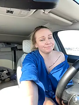 Snapshot of Bondgirl_013 chatting on March 2, 2025, 6:37 am Bondgirl 013 online show from March 2, 2025, 6:37 am