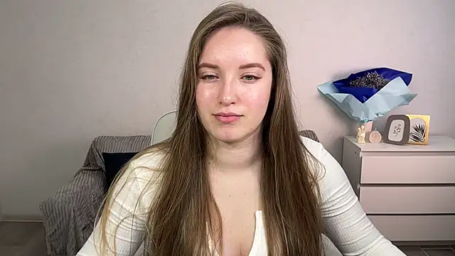 EvaMaddison online show from September 27, 2025, 5:23 am