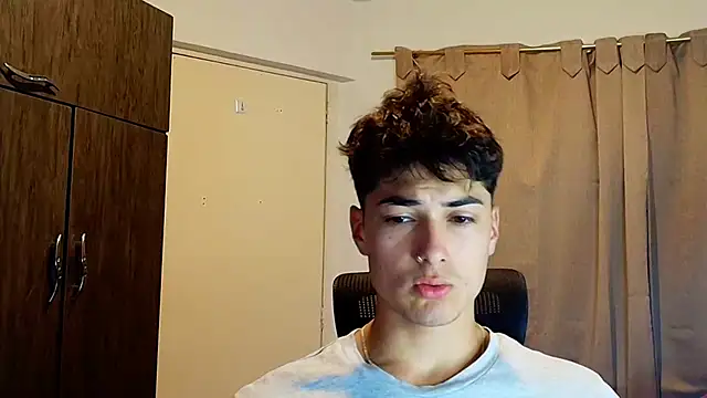 Snapshot of jimmy_class chatting on October 24, 2025, 11:45 pm jimmy class online show from October 24, 2025, 11:45 pm