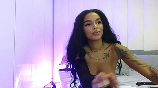 KimiBrown online show from January 3, 2025, 9:15 am