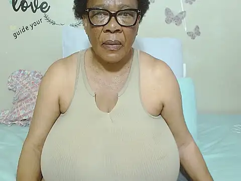 DairyQueen2 online show from September 19, 2025, 6:04 am