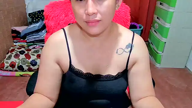 M e c e l online show from October 12, 2025, 3:55 pm