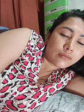 M e c e l online show from November 6, 2025, 11:59 pm