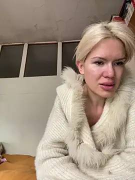 Keylili online show from April 1, 2026, 6:58 am