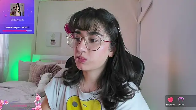 Snapshot of annadu011 chatting on January 10, 2025, 5:13 pm annadu011 online show from January 10, 2025, 5:13 pm