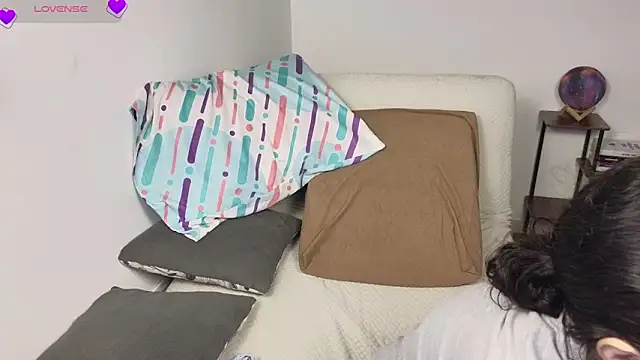 blue  moon  online show from February 4, 2026, 3:12 am