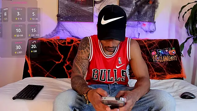 Snapshot of Sweet_Alessandre chatting on November 1, 2025, 7:27 pm Sweet Alessandre online show from November 1, 2025, 7:27 pm