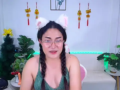 Snapshot of plysaithailand chatting on February 18, 2026, 2:24 pm plysaithailand online show from February 18, 2026, 2:24 pm