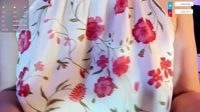 Snapshot of Abby_Sweet1_ chatting on November 5, 2025, 11:32 am Abby Sweet1 online show from November 5, 2025, 11:32 am