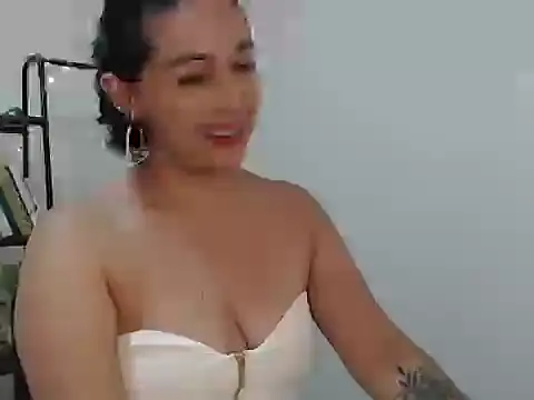 Snapshot of camii_7 chatting on February 14, 2025, 9:32 pm camii 7 online show from February 14, 2025, 9:32 pm