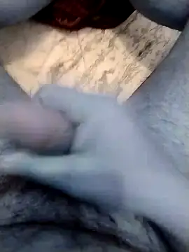 Rajxxxdx4u online show from March 4, 2025, 9:00 pm