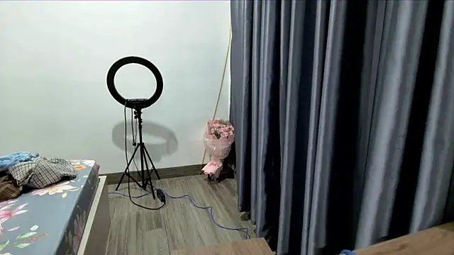 Riz girl online show from July 3, 2026, 2:01 pm