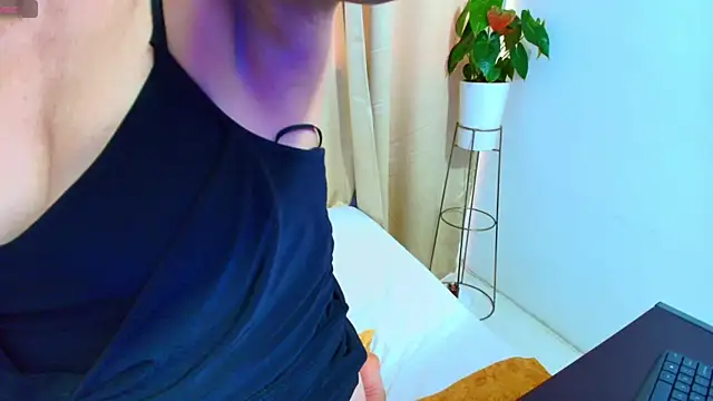 Snapshot of yulina_xue chatting on September 29, 2025, 9:19 pm yulina xue online show from September 29, 2025, 9:19 pm