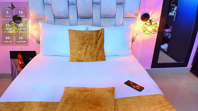 yulina xue online show from November 19, 2025, 9:26 pm