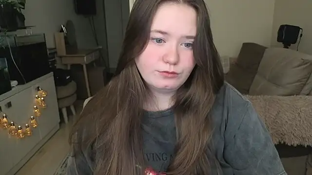 remirann  online show from January 6, 2026, 10:41 am