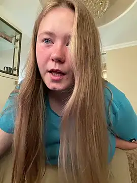 Snapshot of remirann_ chatting on June 30, 2026, 11:44 am remirann online show from June 30, 2026, 11:44 am