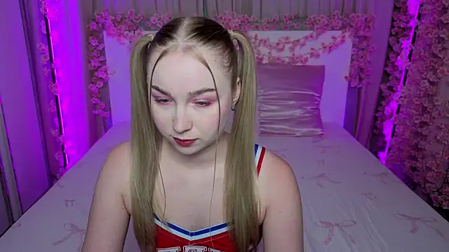 LilyStarlight online show from June 29, 2026, 3:46 am