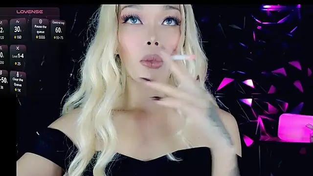 sugar bbyxx online show from October 1, 2025, 9:32 pm