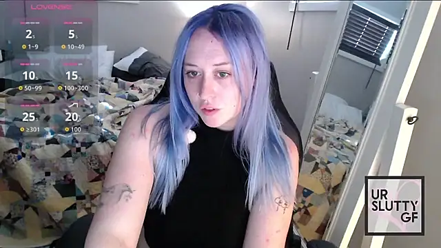 ursluttygf online show from February 17, 2026, 6:14 pm