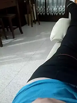 Snapshot of manuel9428 chatting on January 1, 2025, 8:58 pm manuel9428 online show from January 1, 2025, 8:58 pm