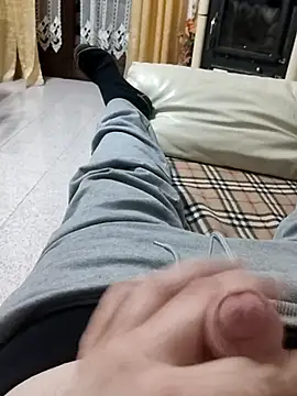 Snapshot of manuel9428 chatting on March 17, 2025, 9:55 pm manuel9428 online show from March 17, 2025, 9:55 pm