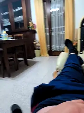 manuel9428 online show from November 19, 2025, 9:48 pm